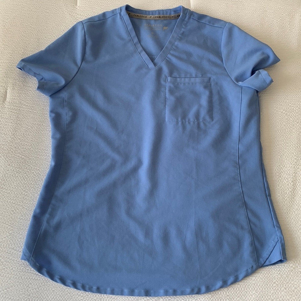 FABLETICS SCRUB TOP